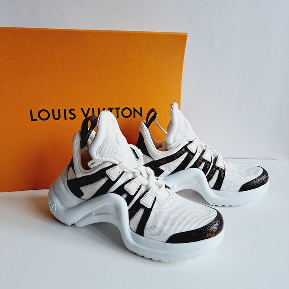 NEW Louis Vuitton Women's LV Archlight Monogram White Sneakers Size 36 / 6 - Picture 1 of 16